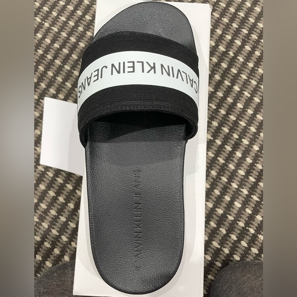 Calvin Klein Slides - Picture 3 of 7